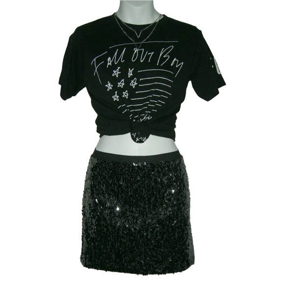 Express Skirt Gray Sequin Mini Stretch Rock Concert Festival Alt egirl Goth Glam - Picture 10 of 10